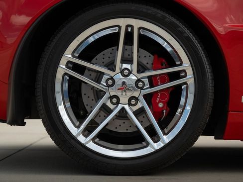 Used 2009 Chevrolet Corvette Z06 w/ Preferred Equipment Group RWD image 19