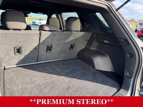 Used 2025 Chevrolet Equinox LT image 16