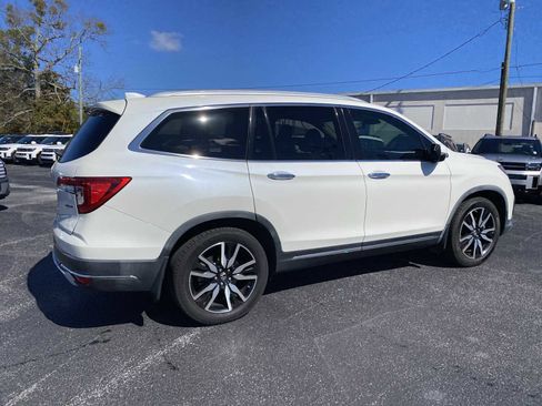 Used 2019 Honda Pilot Touring image 6