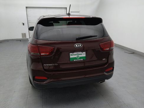 Used 2019 Kia Sorento AWD image 6