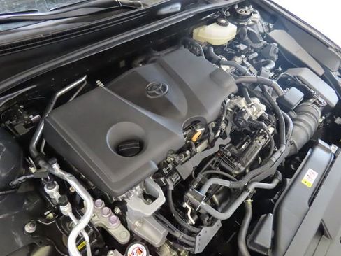 Used 2026 Toyota Camry SE w/ Convenience Package FWD image 39