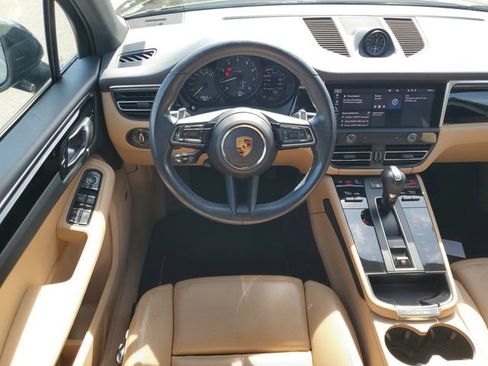 Used 2024 Porsche Macan image 29