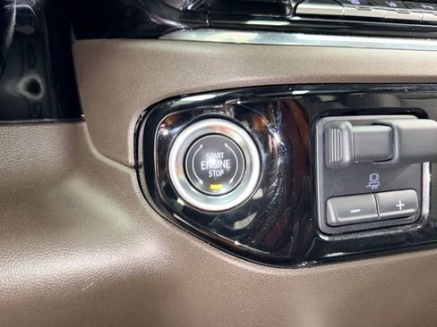 Certified 2025 Chevrolet Silverado 2500 LTZ w/ LTZ Plus Package image 18