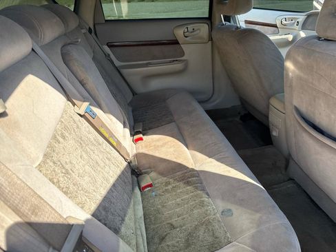 Used 2003 Chevrolet Impala LS w/ Mirror Group FWD image 18