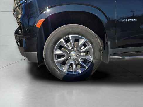 Used 2023 Chevrolet Tahoe LT w/ LT Signature Package image 5