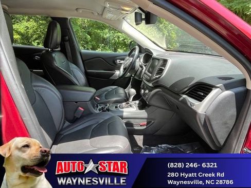 Used 2018 Jeep Cherokee Trailhawk w/ Quick Order Package 27L AWD/4WD image 29