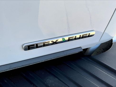 Used 2014 Ford F150 FX4 w/ Equipment Group 402A Luxury image 9