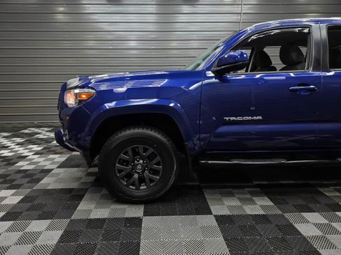 Used 2022 Toyota Tacoma SR5 AWD/4WD image 39
