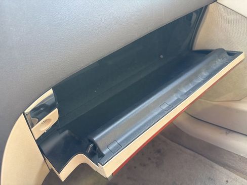 Used 2011 Lexus ES 350 image 38