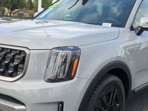 Certified 2023 Kia Telluride EX X-Line AWD/4WD image 9