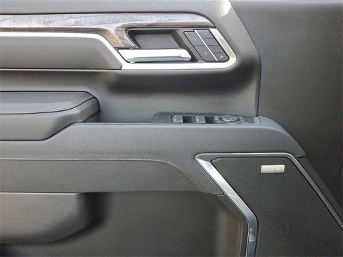 Certified 2025 Chevrolet Silverado 2500 LTZ w/ Trail Boss Package image 12