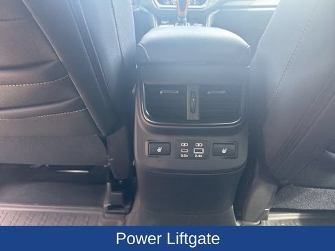 Used 2025 Subaru Outback Wilderness w/ Wilderness Package AWD/4WD image 15