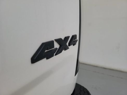 Used 2017 RAM 2500 Laramie w/ Sport Appearance Group AWD/4WD image 8