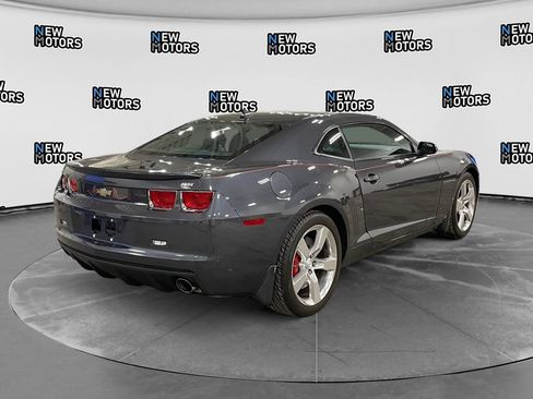 Used 2010 Chevrolet Camaro SS RWD image 5