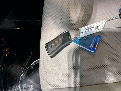 Used 2023 Lexus GX 460 w/ Black Line Special Edition image 33