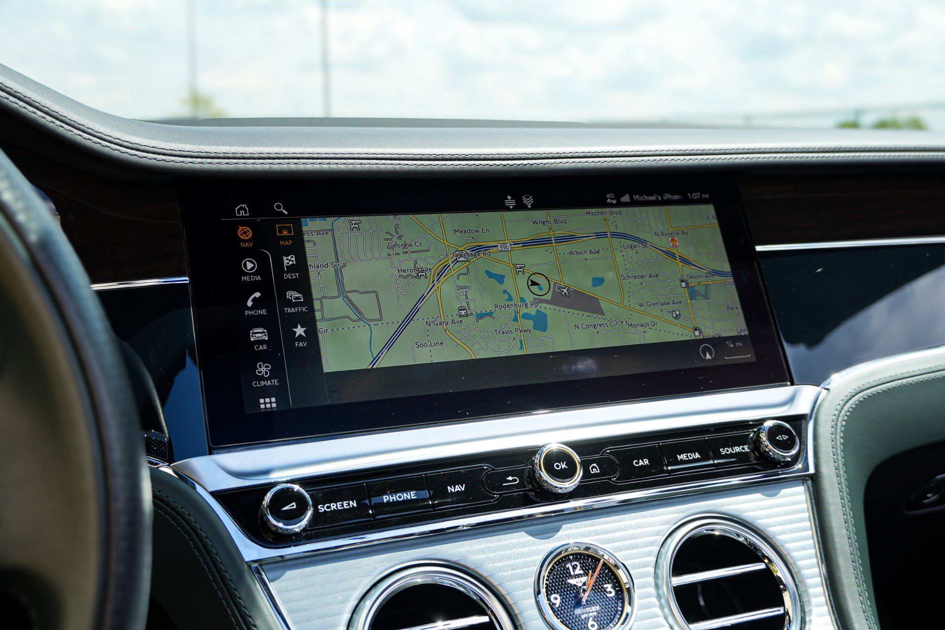Used 2022 Bentley Continental GT AWD/4WD image 25