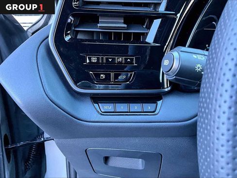 Used 2026 Lexus TX 500h AWD image 32