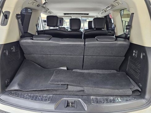 Used 2014 INFINITI QX80 2WD w/ Deluxe Touring Package image 13