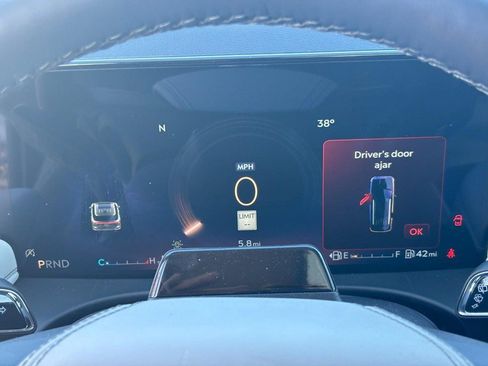 New 2026 Lincoln Aviator AWD image 24