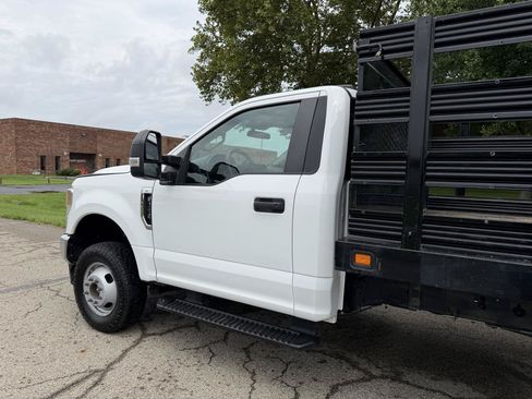 Used 2022 Ford F350 XL w/ Power Equipment Group AWD/4WD image 23