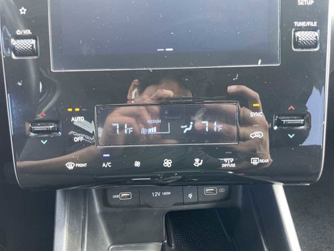 Used 2022 Hyundai Tucson SEL w/ Convenience Package image 17