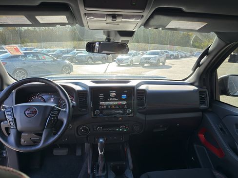 Used 2023 Nissan Frontier PRO-4X w/ Pro Convenience Package image 30
