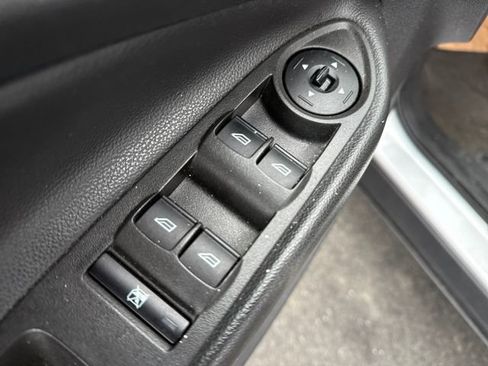 Used 2014 Ford Escape SE w/ Equipment Group 201A image 20