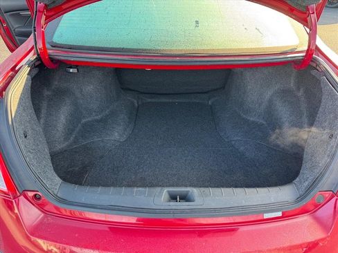 Used 2011 Honda Accord EX-L image 10