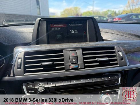 Used 2018 BMW 330i xDrive Sedan AWD/4WD image 15