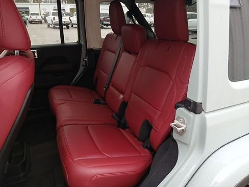 Used 2024 Jeep Wrangler Unlimited Rubicon 392 image 24