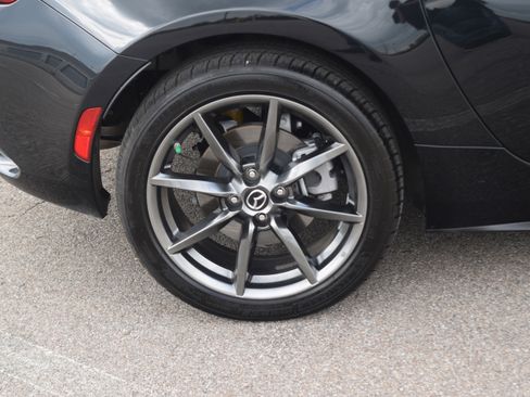 Used 2019 MAZDA MX-5 Miata RF Grand Touring w/ GT-S Package image 28