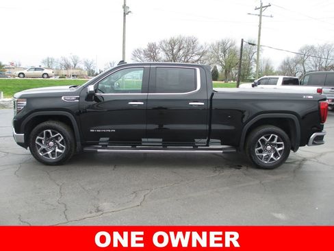 Used 2025 GMC Sierra 1500 SLT w/ SLT Premium Plus Package image 11