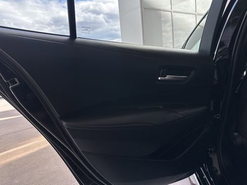 Certified 2024 Toyota Corolla SE image 18