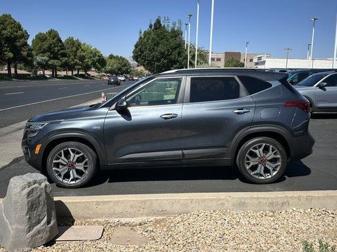 Used 2021 Kia Seltos SX AWD/4WD image 6
