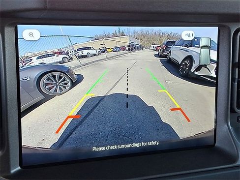 Used 2025 Ford Bronco Badlands image 18