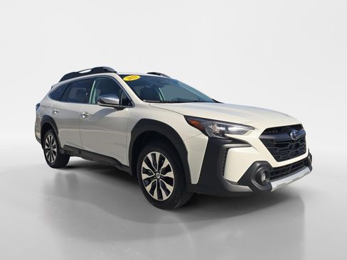 Used 2023 Subaru Outback Touring XT image 1