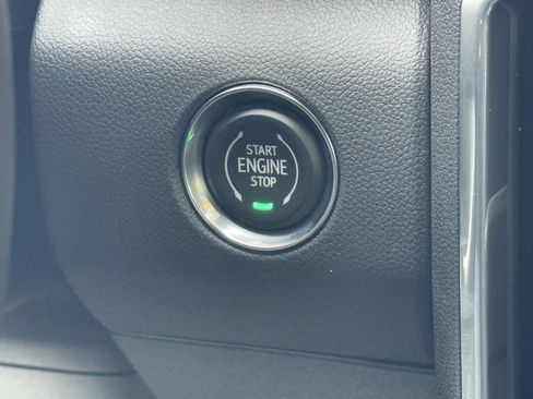 New 2026 GMC Acadia Elevation image 39