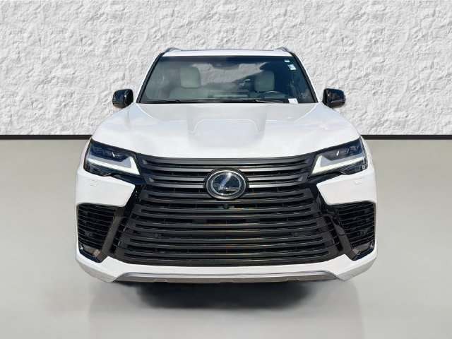 Used 2024 Lexus LX 600 4WD w/ Luxury Package image 8
