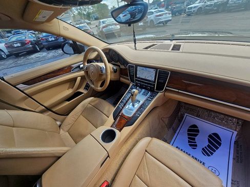 Used 2012 Porsche Panamera image 60