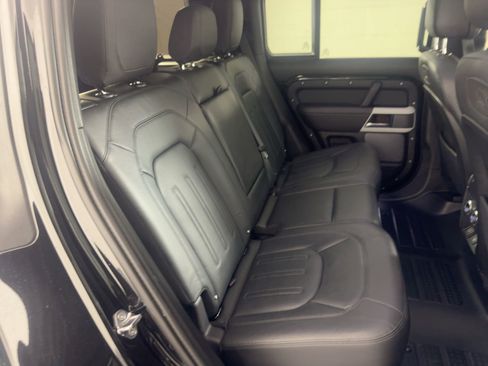 Used 2022 Land Rover Defender 110 XS Edition image 28