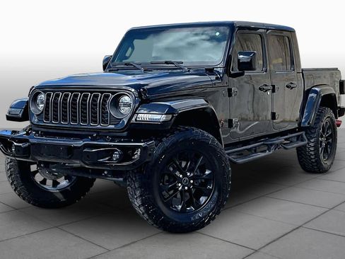 Used 2024 Jeep Gladiator Sport AWD/4WD image 35