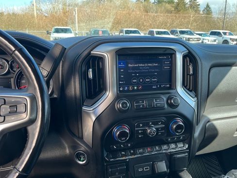 Used 2019 Chevrolet Silverado 1500 LTZ w/ LTZ Plus Package image 21