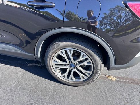 Used 2021 Ford Escape SEL image 7