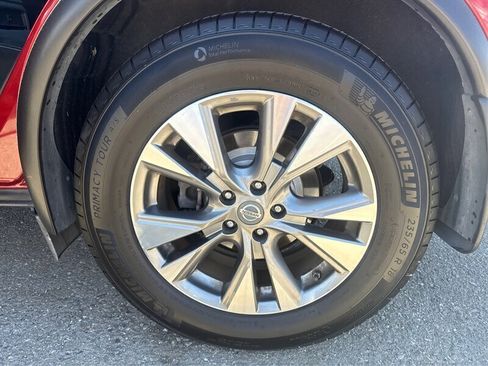 Used 2015 Nissan Murano SV image 58