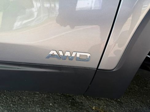 Used 2019 Kia Sorento AWD image 9