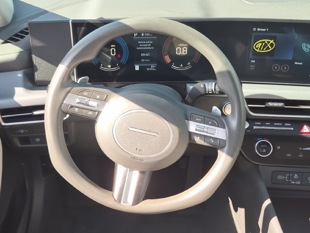 Used 2025 Hyundai Sonata SEL FWD image 23