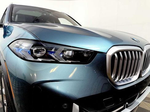 Used 2024 BMW X5 xDrive40i w/ Premium Package AWD/4WD image 25