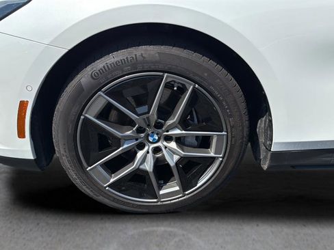 Used 2026 BMW 540i xDrive w/ Premium Package AWD/4WD image 16
