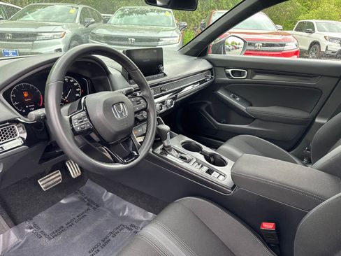 Used 2025 Honda Civic Sport image 13