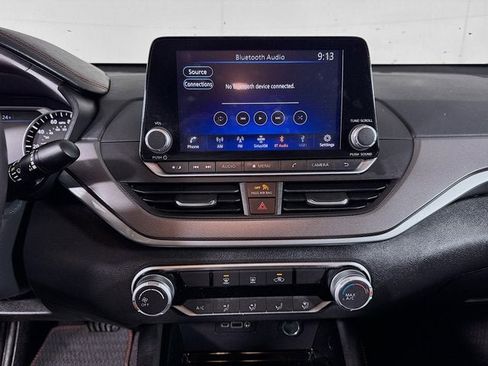 Used 2023 Nissan Altima 2.5 SR image 12